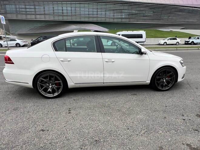 Volkswagen Passat 2014, 167,000 km - 2.0 l - Bakı