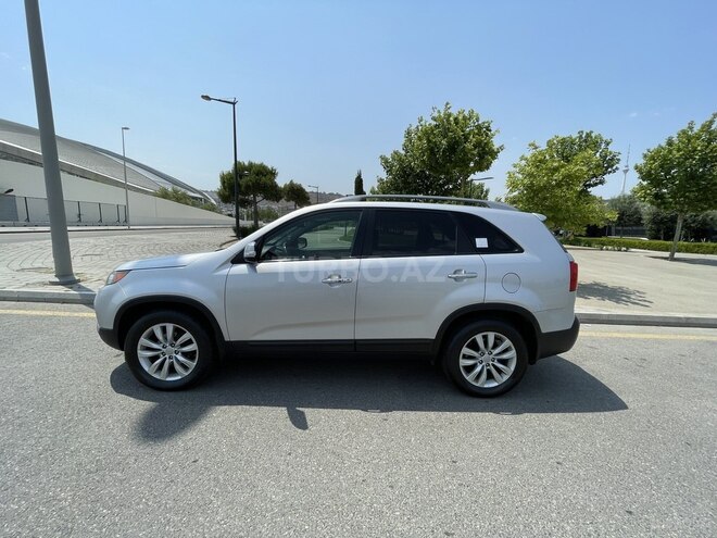 Kia Sorento 2011, 179,000 km - 2.0 l - Bakı