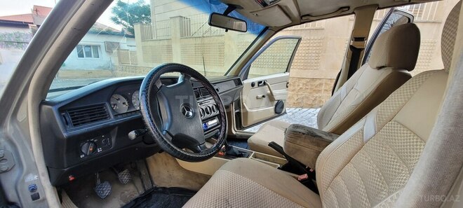 Mercedes 190 1992, 295,687 km - 2.0 l - Bakı