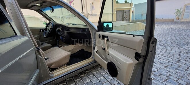 Mercedes 190 1992, 295,687 km - 2.0 l - Bakı