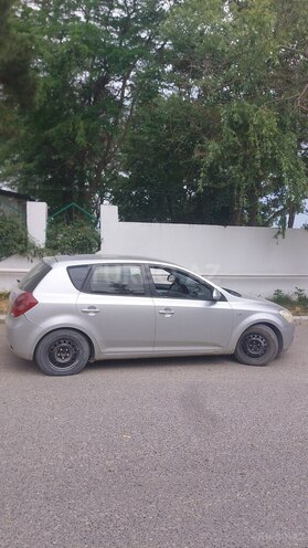 Kia Ceed 2007, 385,000 km - 1.6 л - Bakı