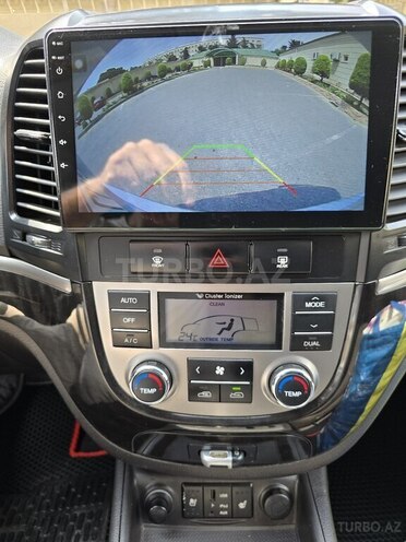 Hyundai Santa Fe-8