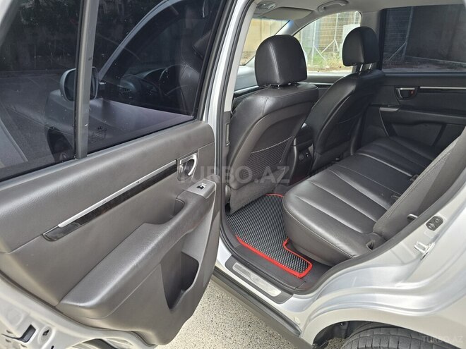 Hyundai Santa Fe-20