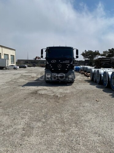 Mercedes Axor 1843 2009, 930,000 km - 12.0 l - Bakı