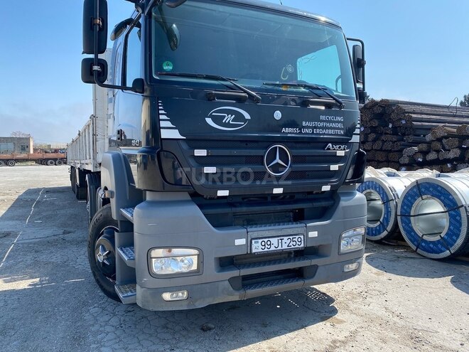 Mercedes Axor 1843 2009, 930,000 km - 12.0 l - Bakı