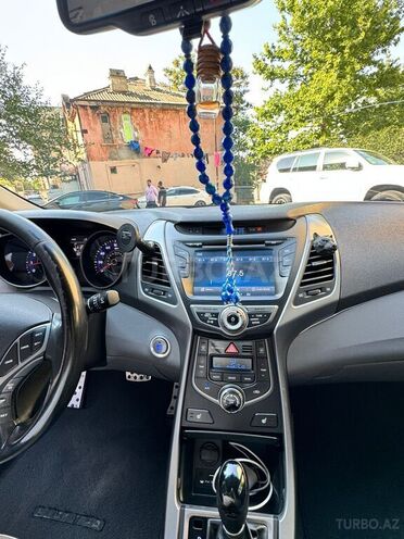 Hyundai Elantra 2014, 258,300 km - 1.8 l - Bakı