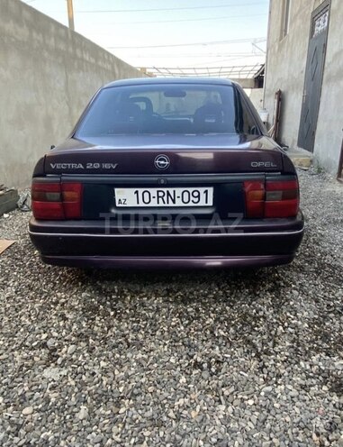 Opel Vectra 1995, 195,000 km - 2.0 l - Sumqayıt