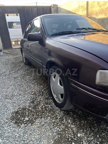 Opel Vectra 1995, 195,000 km - 2.0 l - Sumqayıt