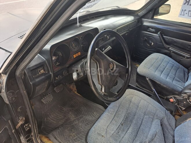 GAZ 24 1975, 55,700 km - 2.4 l - Bakı