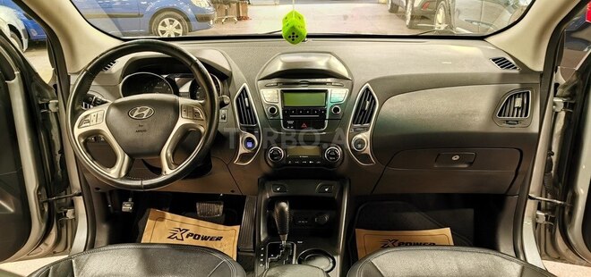 Hyundai ix35-12