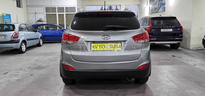 Hyundai ix35-5