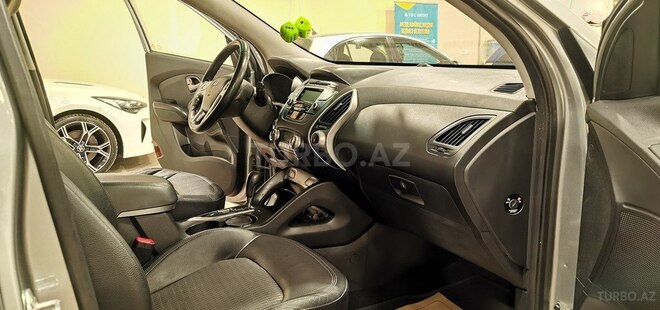 Hyundai ix35-14