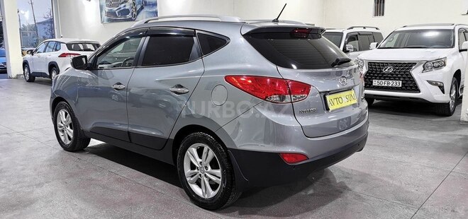 Hyundai ix35-7