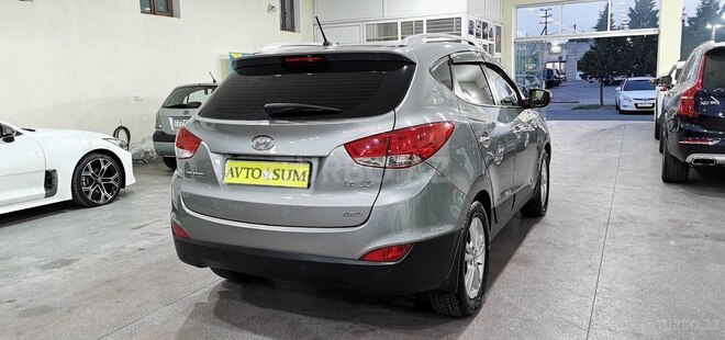 Hyundai ix35-4