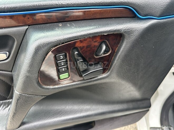 Mercedes E 280 1999, 388,000 km - 2.8 l - Gəncə