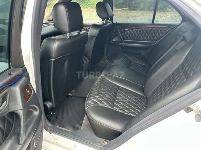 Mercedes E 280 1999, 388,000 km - 2.8 l - Gəncə