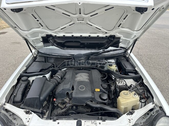 Mercedes E 280 1999, 388,000 km - 2.8 l - Gəncə