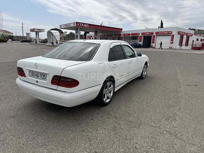 Mercedes E 280 1999, 388,000 km - 2.8 l - Gəncə