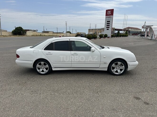 Mercedes E 280 1999, 388,000 km - 2.8 l - Gəncə