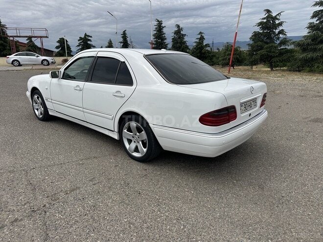 Mercedes E 280 1999, 388,000 km - 2.8 l - Gəncə