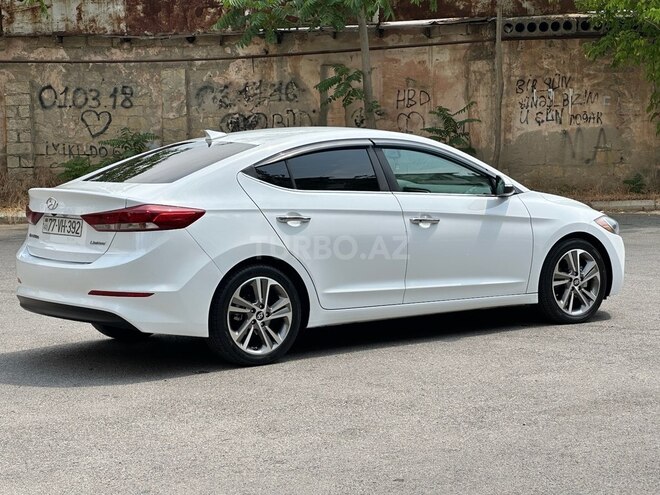 Hyundai Elantra 2016, 116,677 km - 2.0 l - Bakı