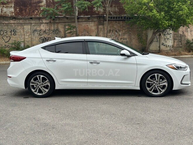 Hyundai Elantra 2016, 116,677 km - 2.0 l - Bakı