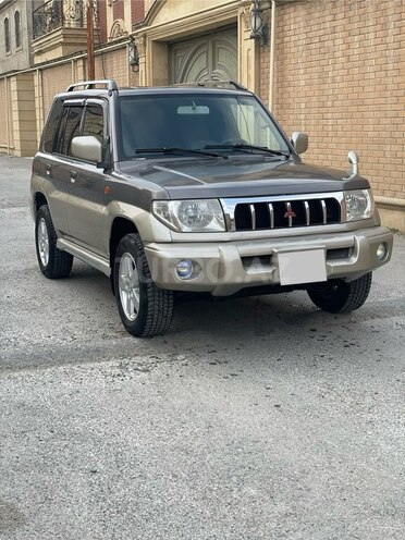 Mitsubishi Pajero io 1999, 425,372 km - 1.8 л - Bakı