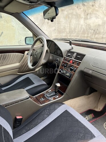 Mercedes C 220 1996, 400,000 km - 2.2 l - Bakı