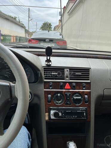 Mercedes C 220 1996, 400,000 km - 2.2 l - Bakı
