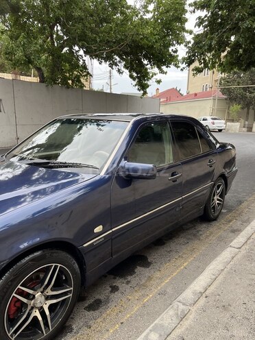 Mercedes C 220 1996, 400,000 km - 2.2 l - Bakı