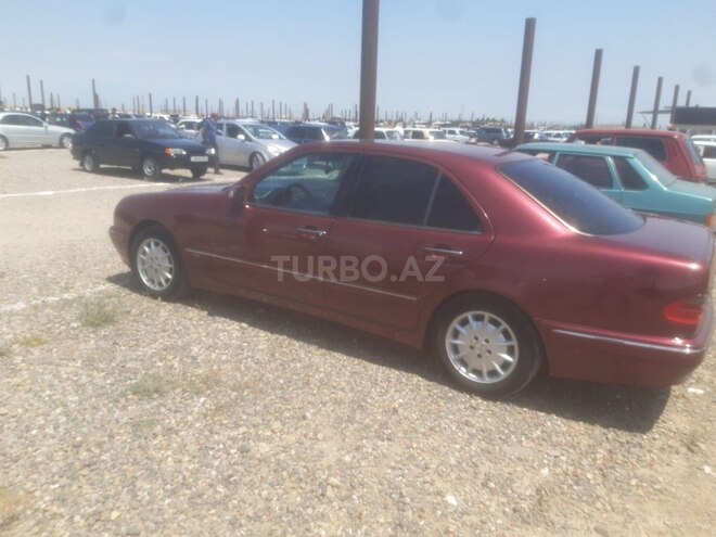 Mercedes E 240 1999, 380,000 km - 2.6 l - Gəncə