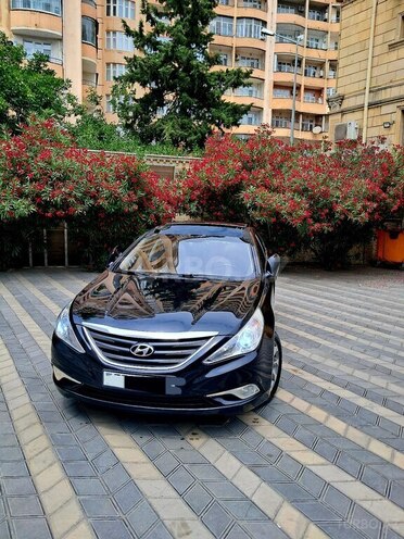 Hyundai Sonata-9