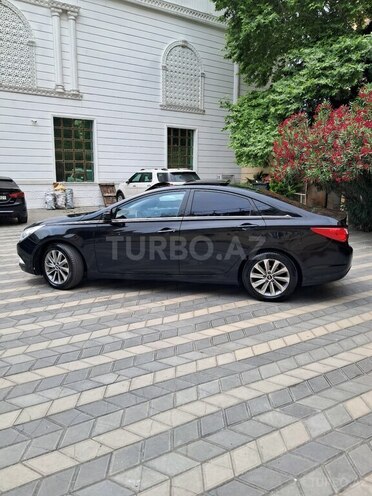Hyundai Sonata-7