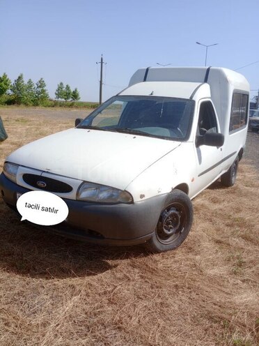 Ford Courier 1998, 250,000 km - 1.8 л - Masallı