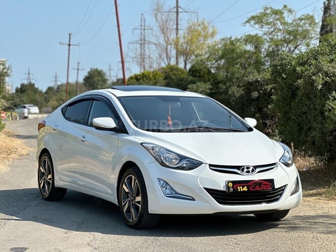 Hyundai Elantra-5