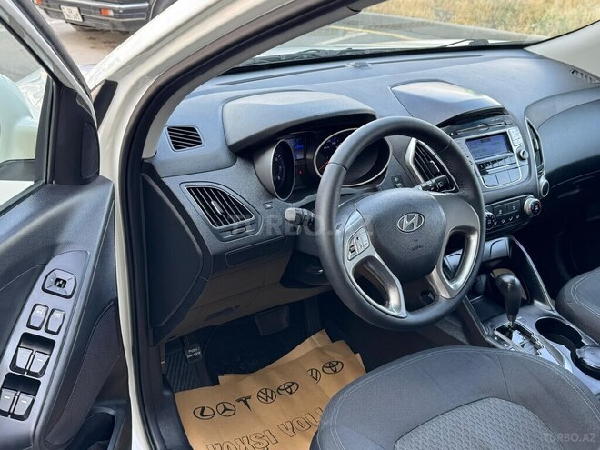 Hyundai ix35 2013, 135,300 km - 2.0 л - Gəncə