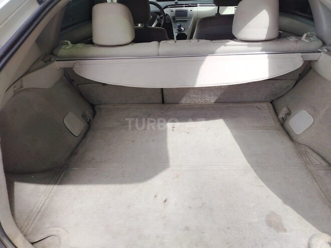 Toyota Prius-6