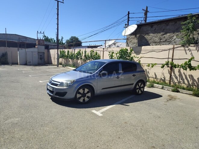 Opel Astra 2004, 200,000 km - 1.8 l - Sumqayıt