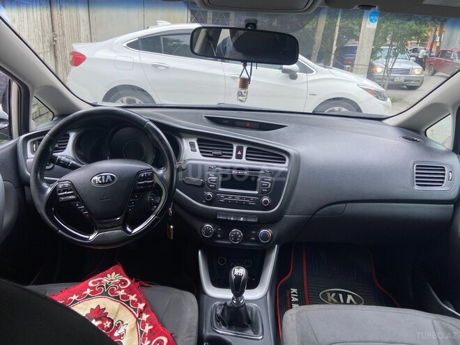 Kia  2013, 281,000 km - 1.4 l - Ağdaş