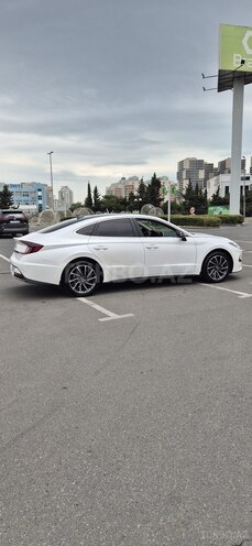 Hyundai Sonata-5