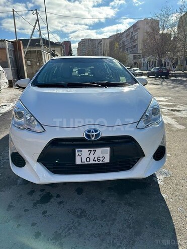 Toyota Aqua 2017, 200,000 km - 1.5 l - Bakı
