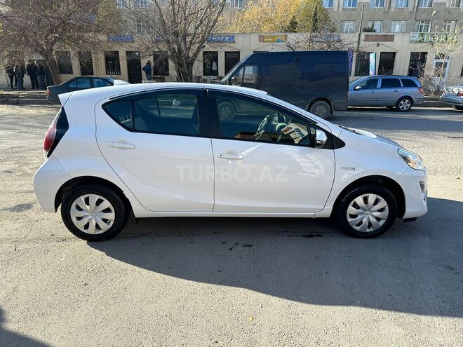 Toyota Aqua 2017, 200,000 km - 1.5 l - Bakı