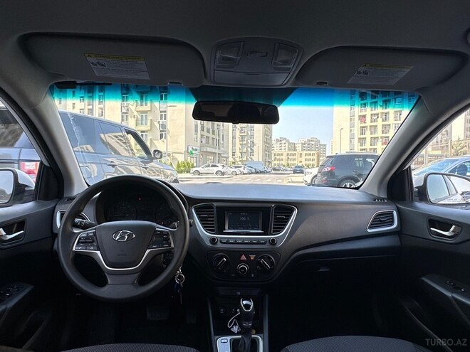 Hyundai Accent 2018, 115,873 km - 1.6 l - Bakı
