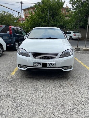 Daewoo Gentra-1