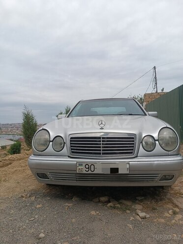 Mercedes E 240 1998, 387,000 km - 2.4 l - Bakı
