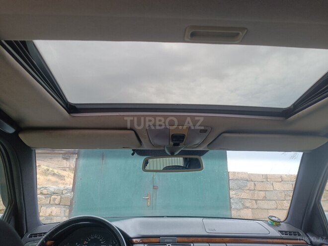 Mercedes E 240 1998, 387,000 km - 2.4 l - Bakı