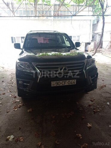 Lexus LX 570-1