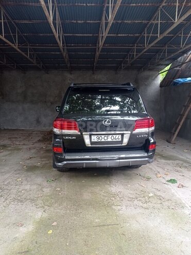 Lexus LX 570-2