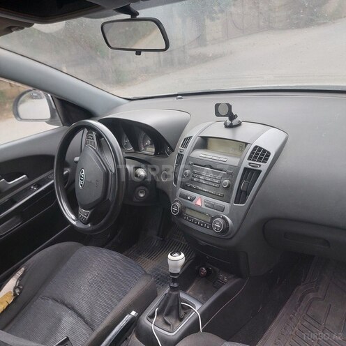 Kia Ceed 2007, 385,000 km - 1.6 л - Bakı