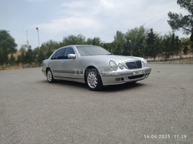 Mercedes E 220 d 2001, 387,000 km - 2.2 l - Bakı